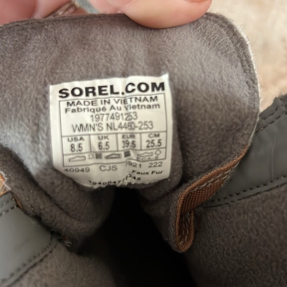 Sorel Explorer Next Joan Waterproof Boot {Tawny Buff/Moonstone} 8.5 - Picture 9 of 11